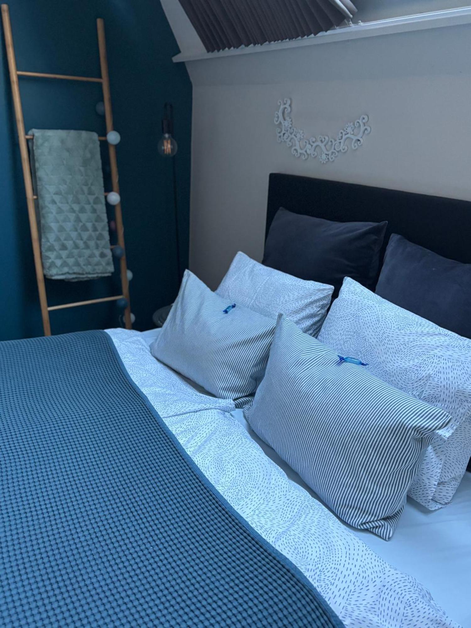 Guesthouse De Loft บรูจส์ ภายนอก รูปภาพ